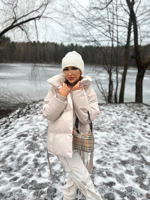Puffy, short jacket with tie belt - light beige